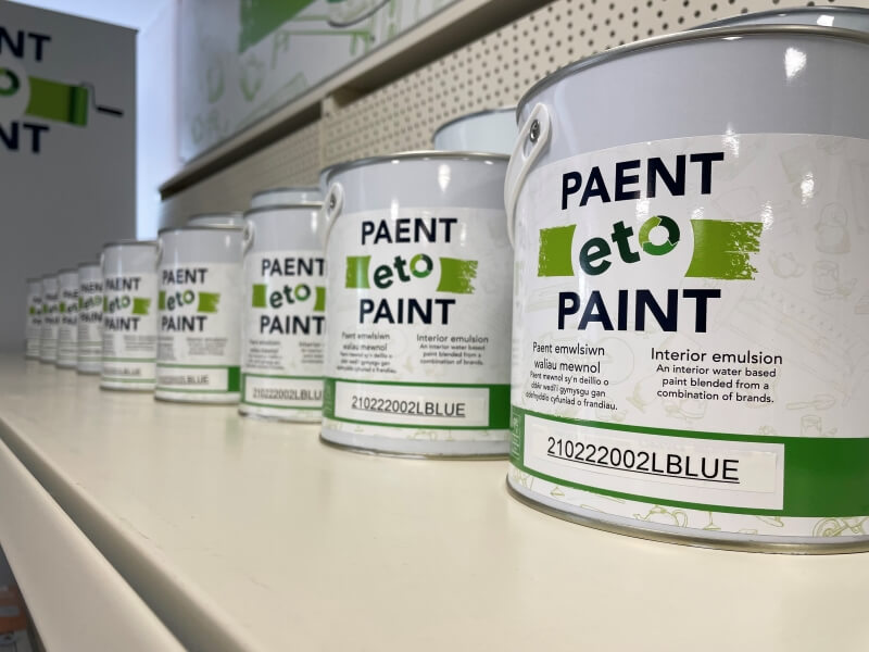 Eto paint cans